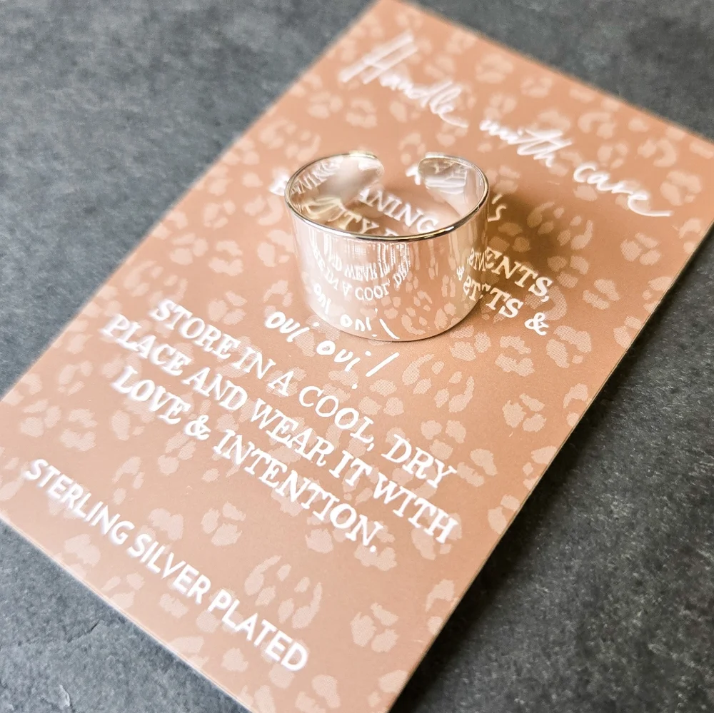 🦋LAST🦋 NWT Honeycat Thick Silver Wrap Ring